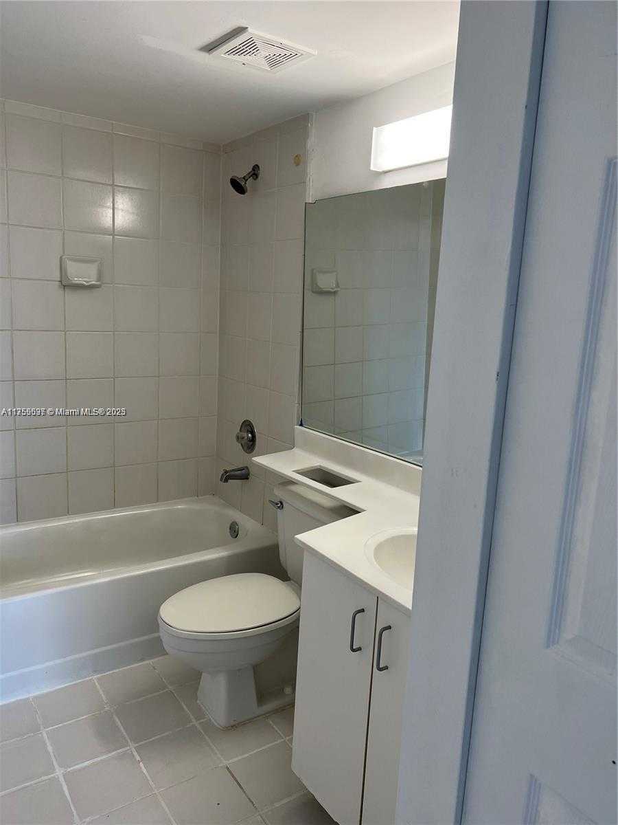 Small Image of 3300 NORTH EAST 192ND ST #616, Aventura Number 22