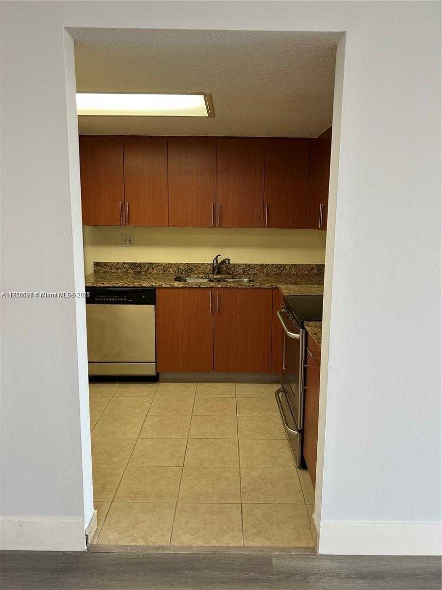 Small Image of 3300 NORTH EAST 192ND ST #616, Aventura Number 8