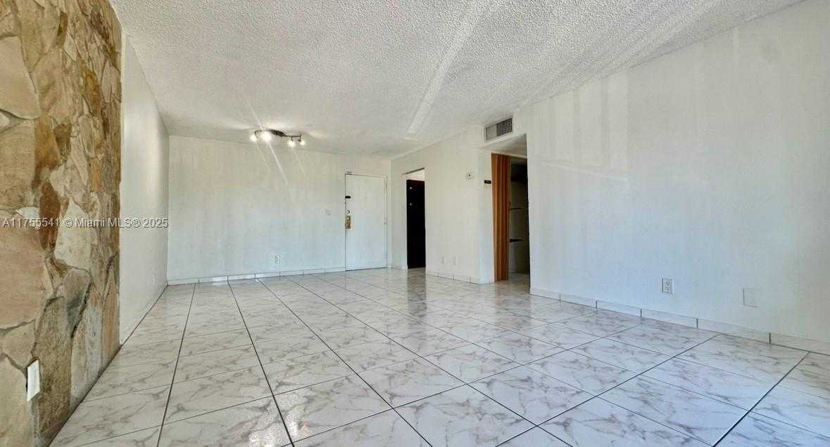 Small Image of 8421 NORTH WEST 8TH ST #202, Miami Number 2