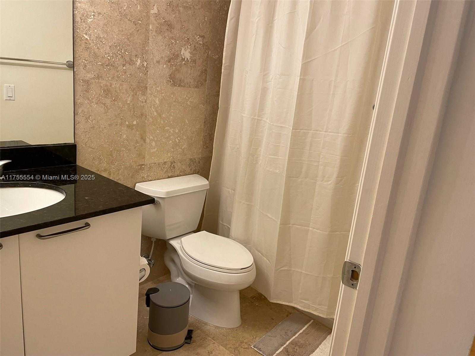 Small Image of 1650 BRICKELL AVE #110, Miami Number 12