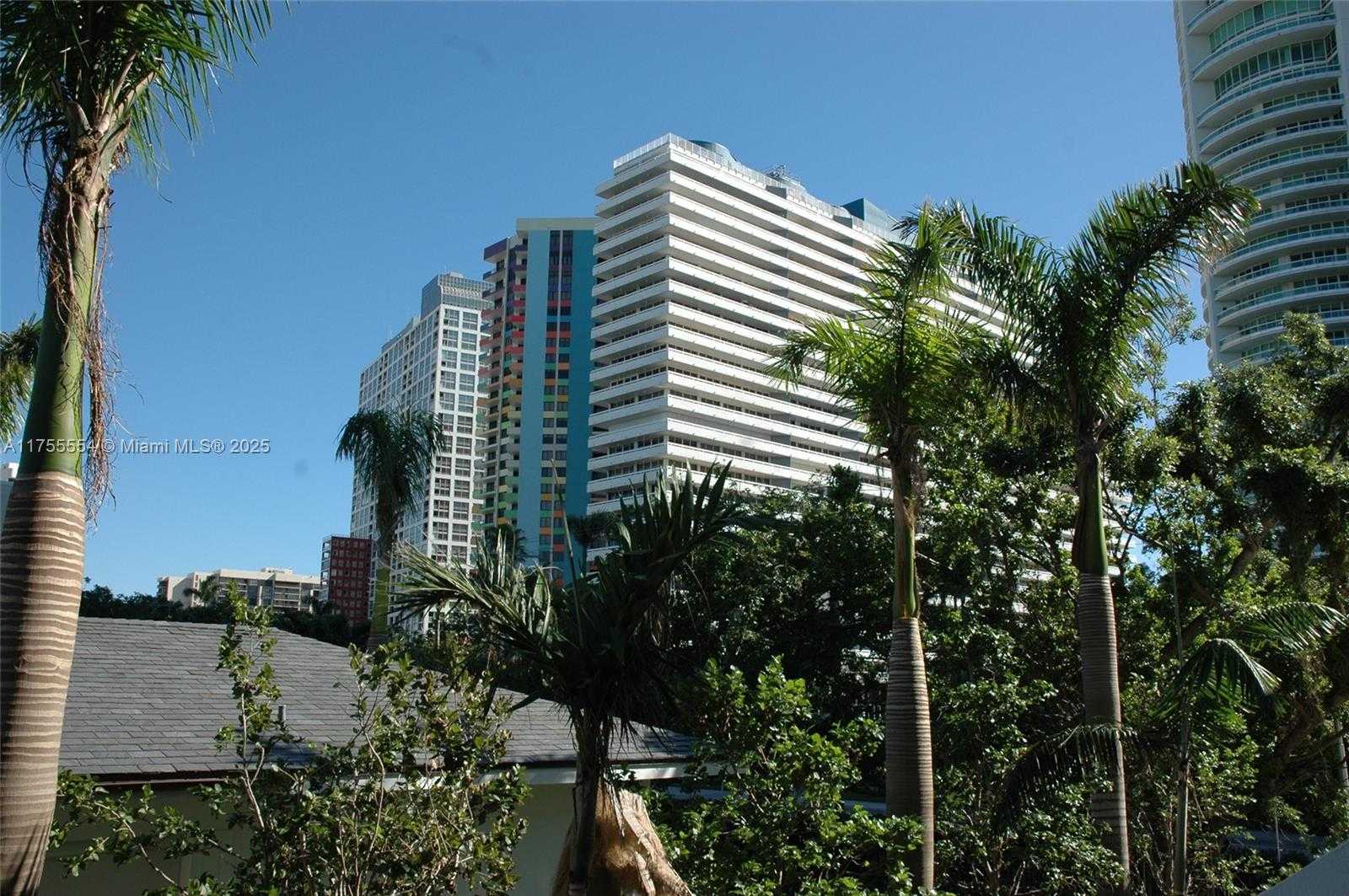 Small Image of 1650 BRICKELL AVE #110, Miami Number 13