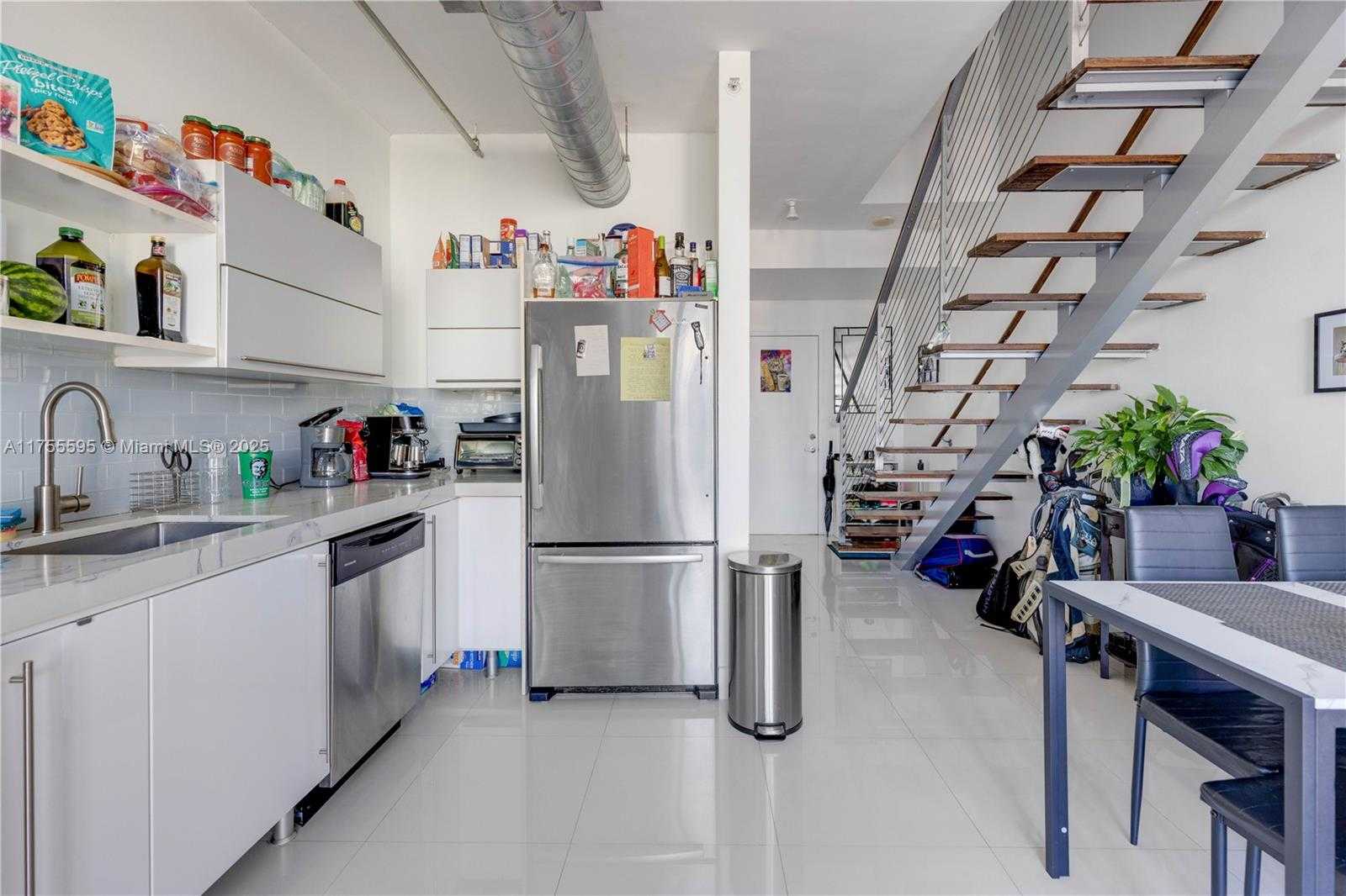 Small Image of 690 SOUTH WEST 1ST CT #2308, Miami Number 10