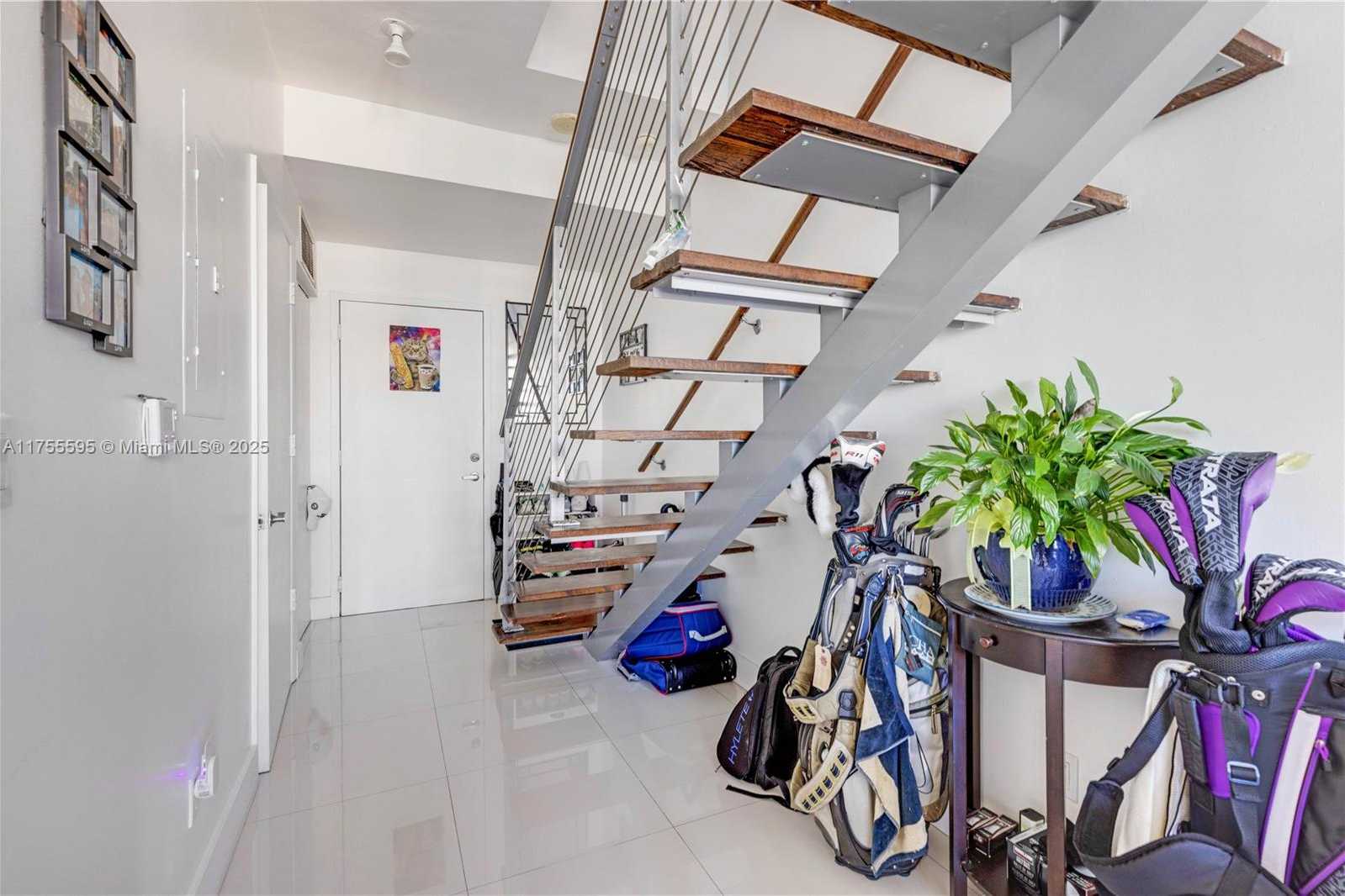 Small Image of 690 SOUTH WEST 1ST CT #2308, Miami Number 12