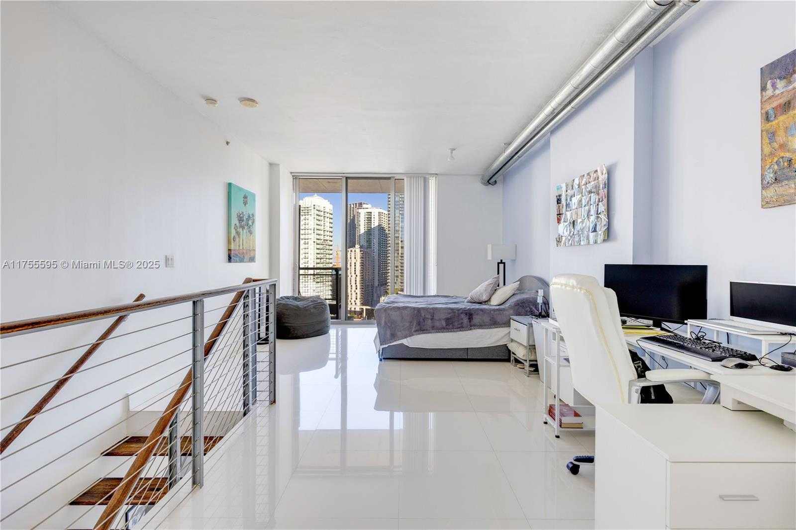 Small Image of 690 SOUTH WEST 1ST CT #2308, Miami Number 14