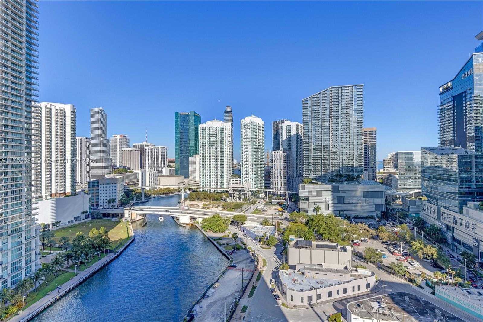 Small Image of 690 SOUTH WEST 1ST CT #2308, Miami Number 24