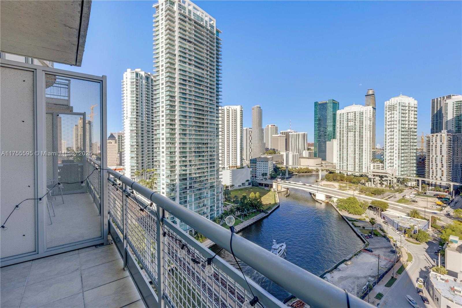 Small Image of 690 SOUTH WEST 1ST CT #2308, Miami Number 26
