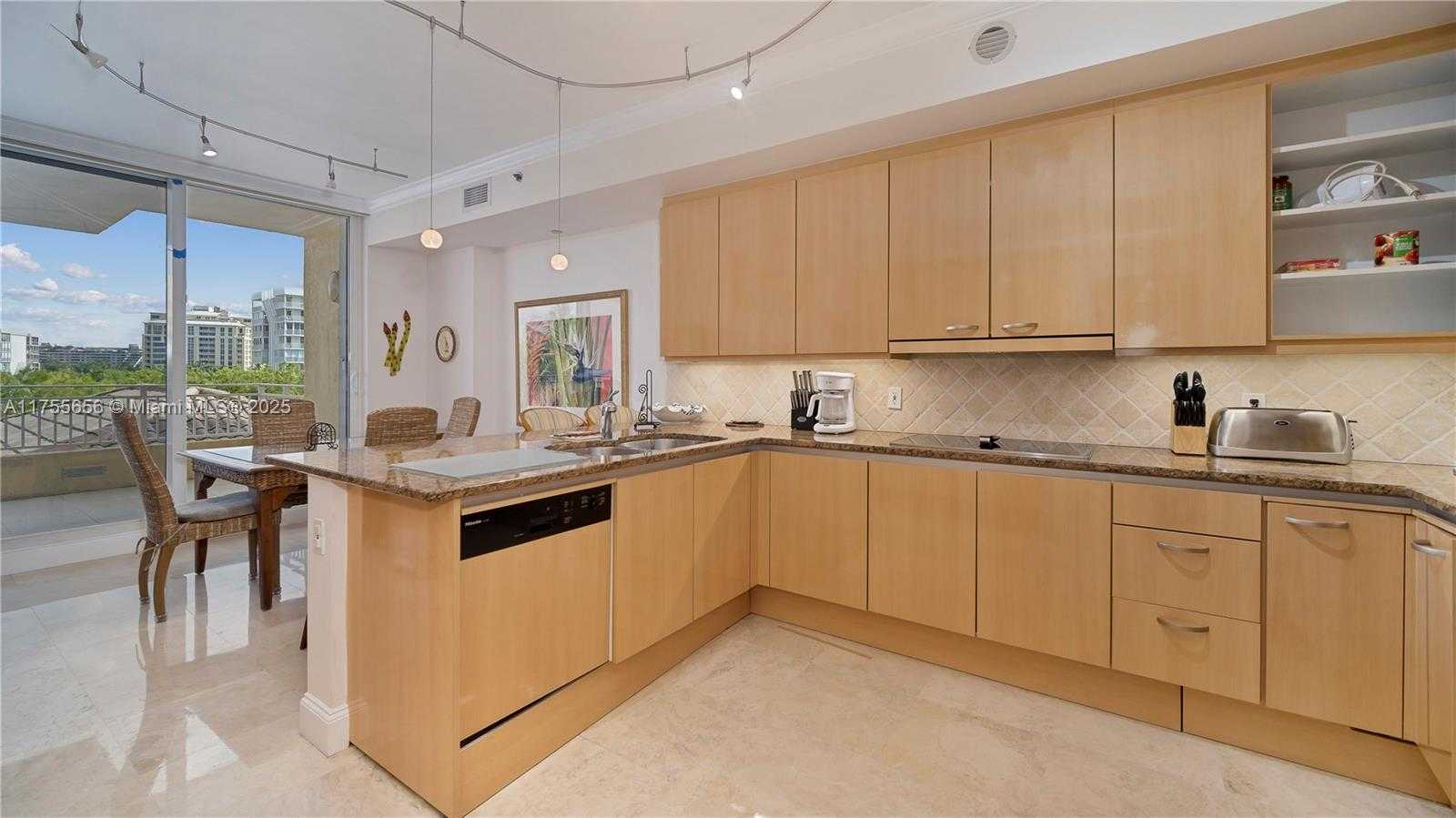 Small Image of 791 CRANDON BLVD #404, Key Biscayne Number 16