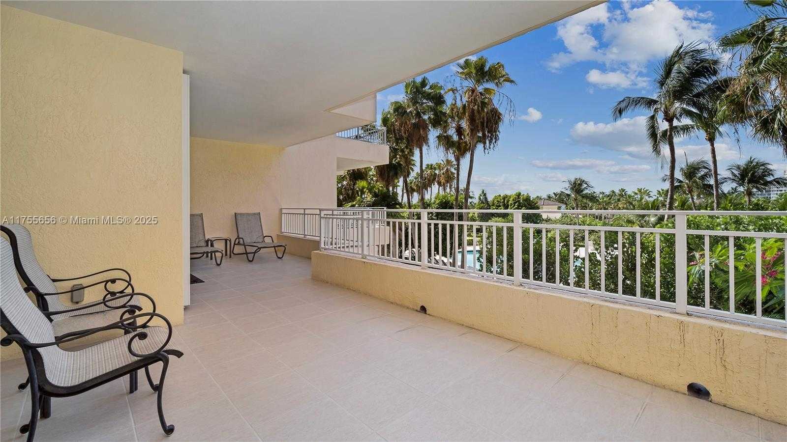 Small Image of 791 CRANDON BLVD #404, Key Biscayne Number 29