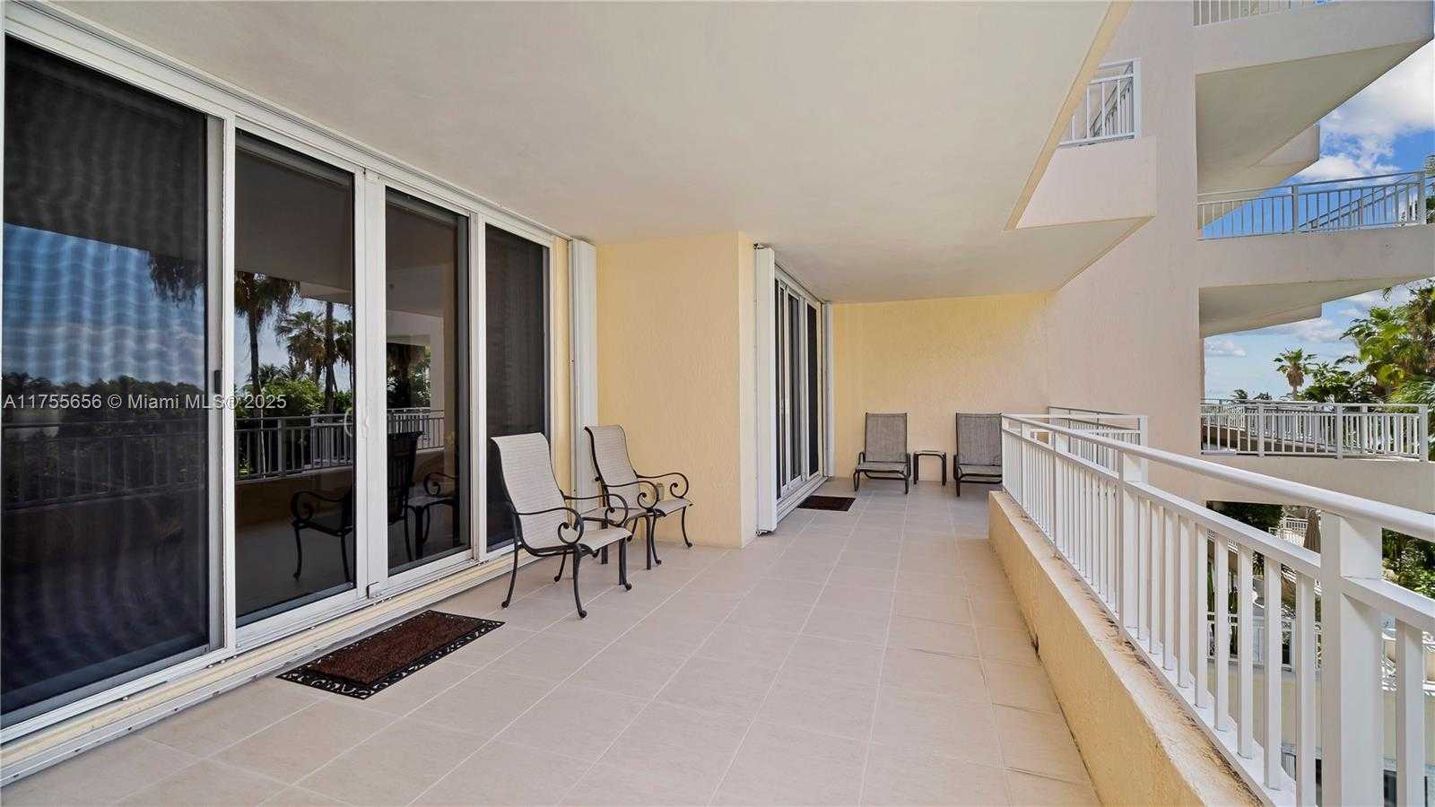 Small Image of 791 CRANDON BLVD #404, Key Biscayne Number 30