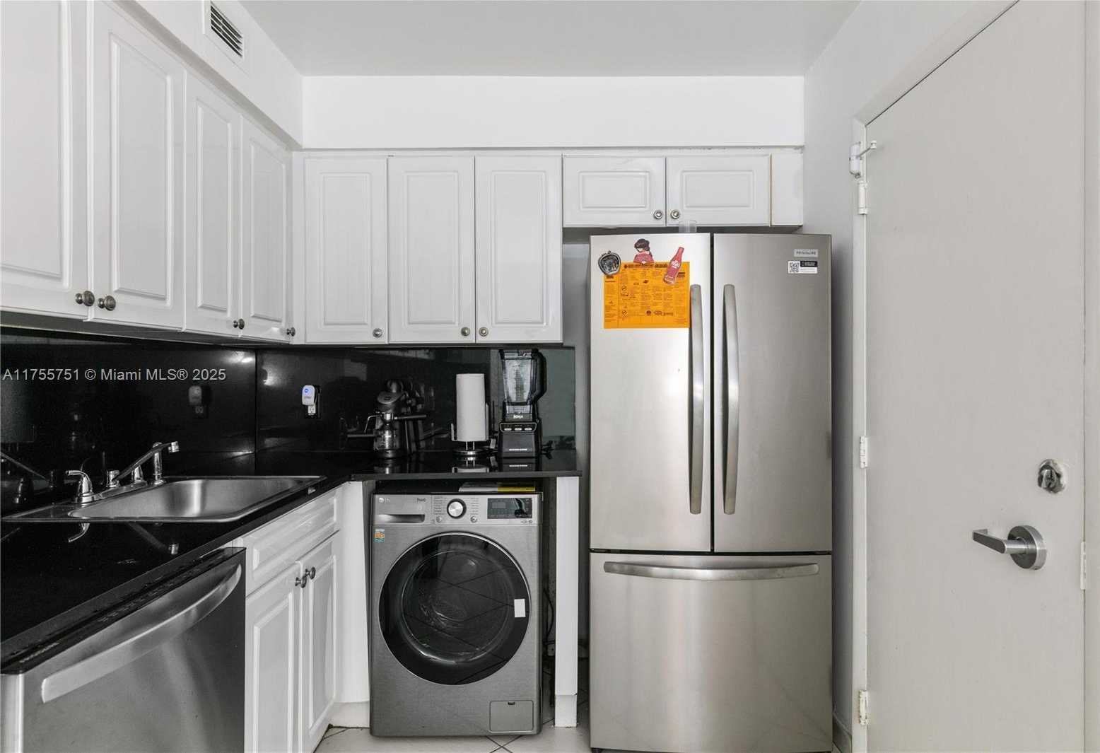 Small Image of 6770 INDIAN CREEK DR #7A, Miami Beach Number 11