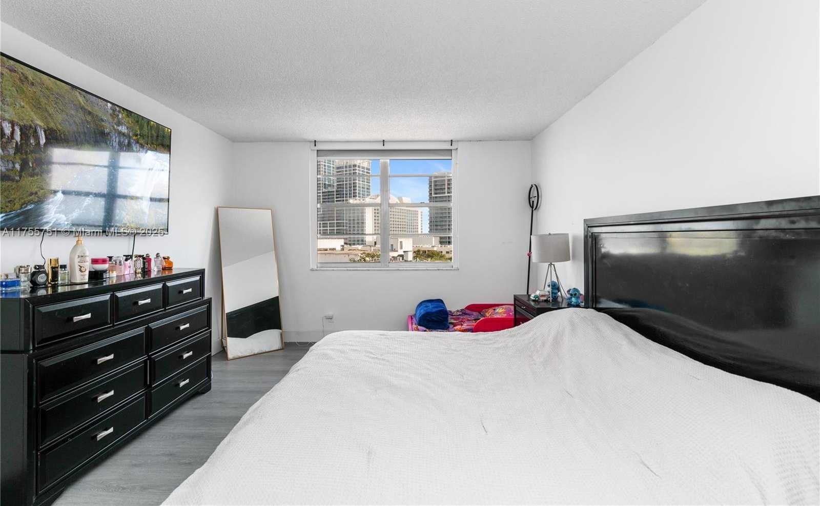 Small Image of 6770 INDIAN CREEK DR #7A, Miami Beach Number 12