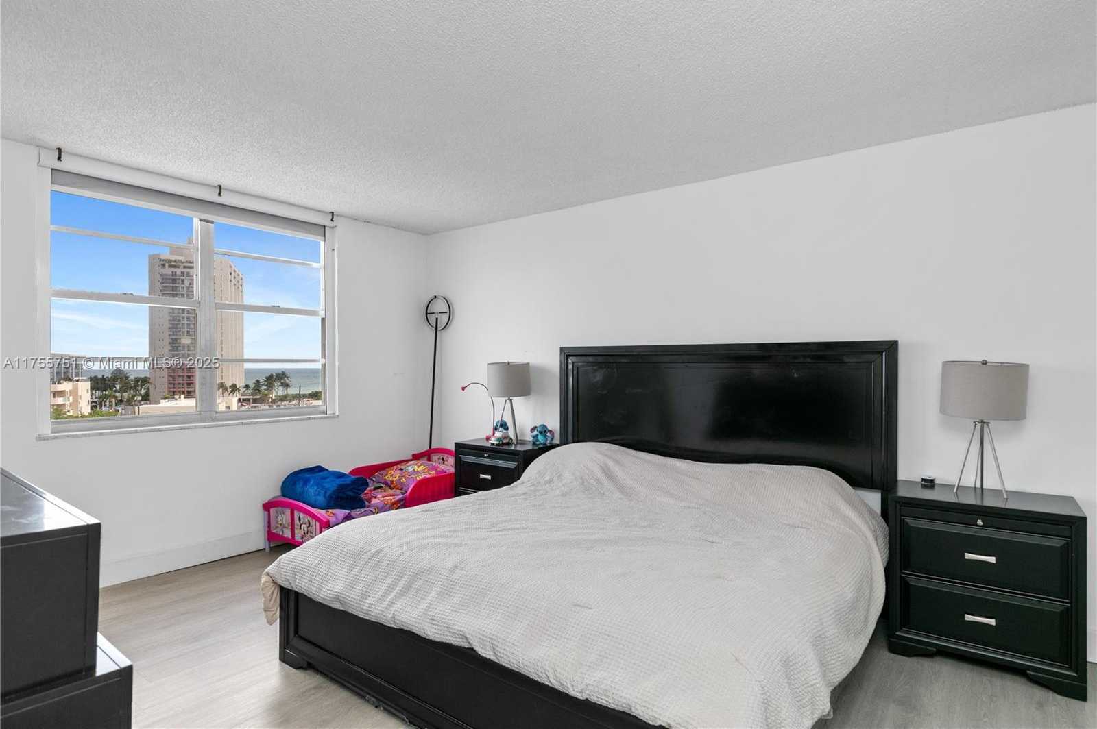 Small Image of 6770 INDIAN CREEK DR #7A, Miami Beach Number 13