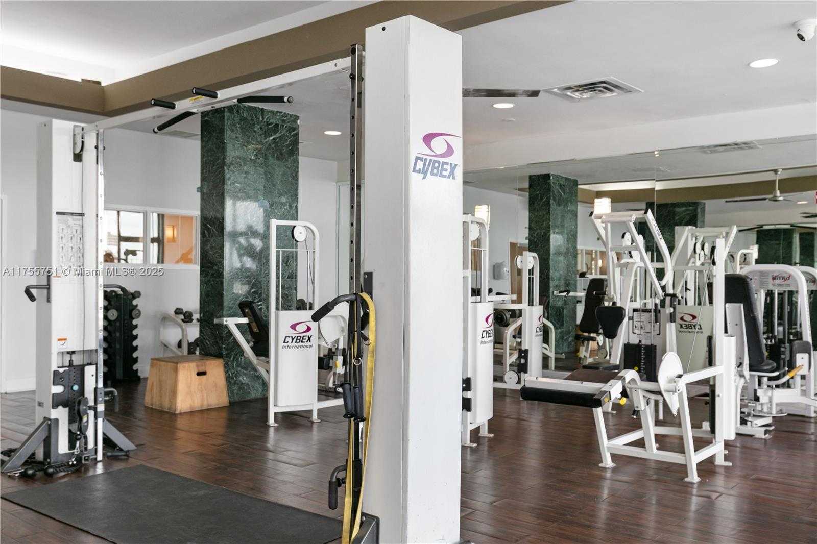 Small Image of 6770 INDIAN CREEK DR #7A, Miami Beach Number 28