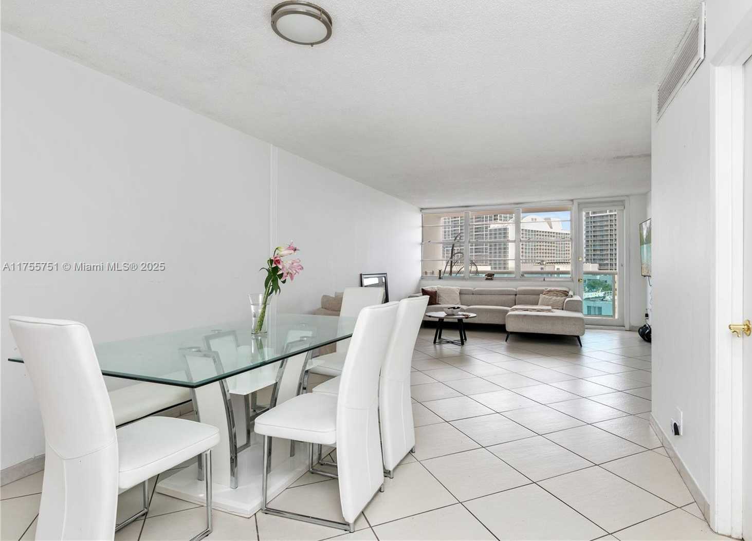 Small Image of 6770 INDIAN CREEK DR #7A, Miami Beach Number 4
