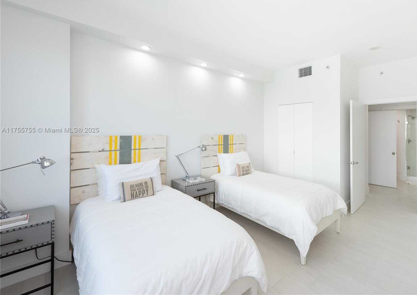 Small Image of 90 ALTON RD #3104, Miami Beach Number 17