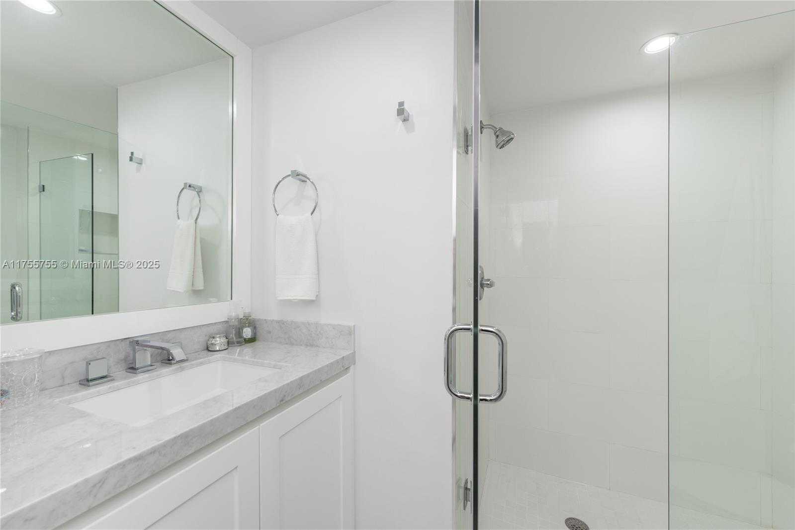 Small Image of 90 ALTON RD #3104, Miami Beach Number 18