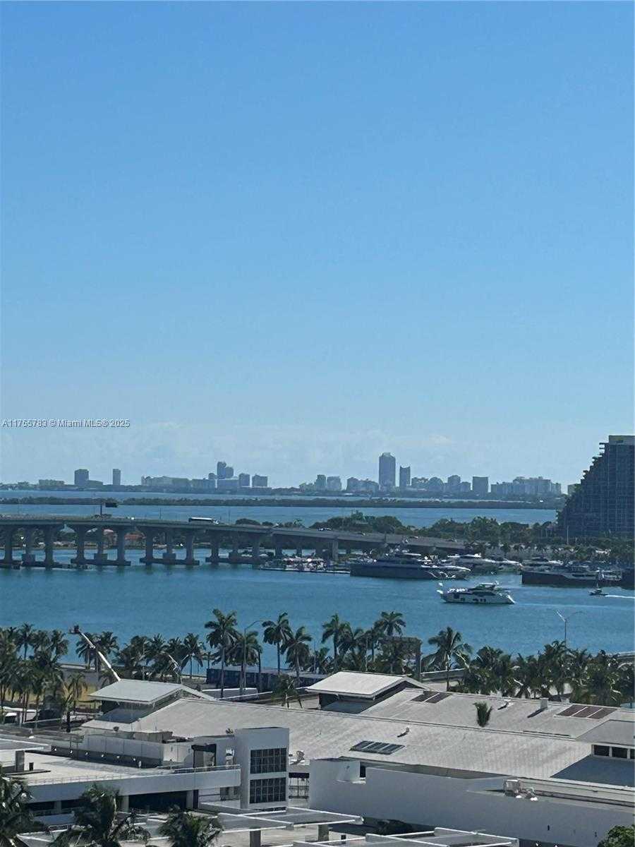 Small Image of 244 BISCAYNE BLVD #246, Miami Number 11