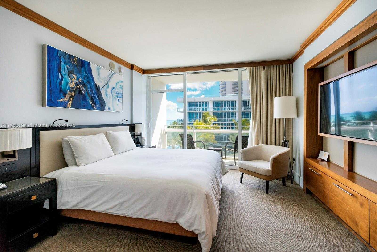 Small Image of 6801 COLLINS AVE #414, Miami Beach Number 12