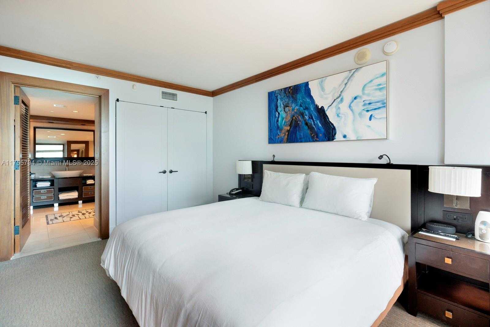 Small Image of 6801 COLLINS AVE #414, Miami Beach Number 14