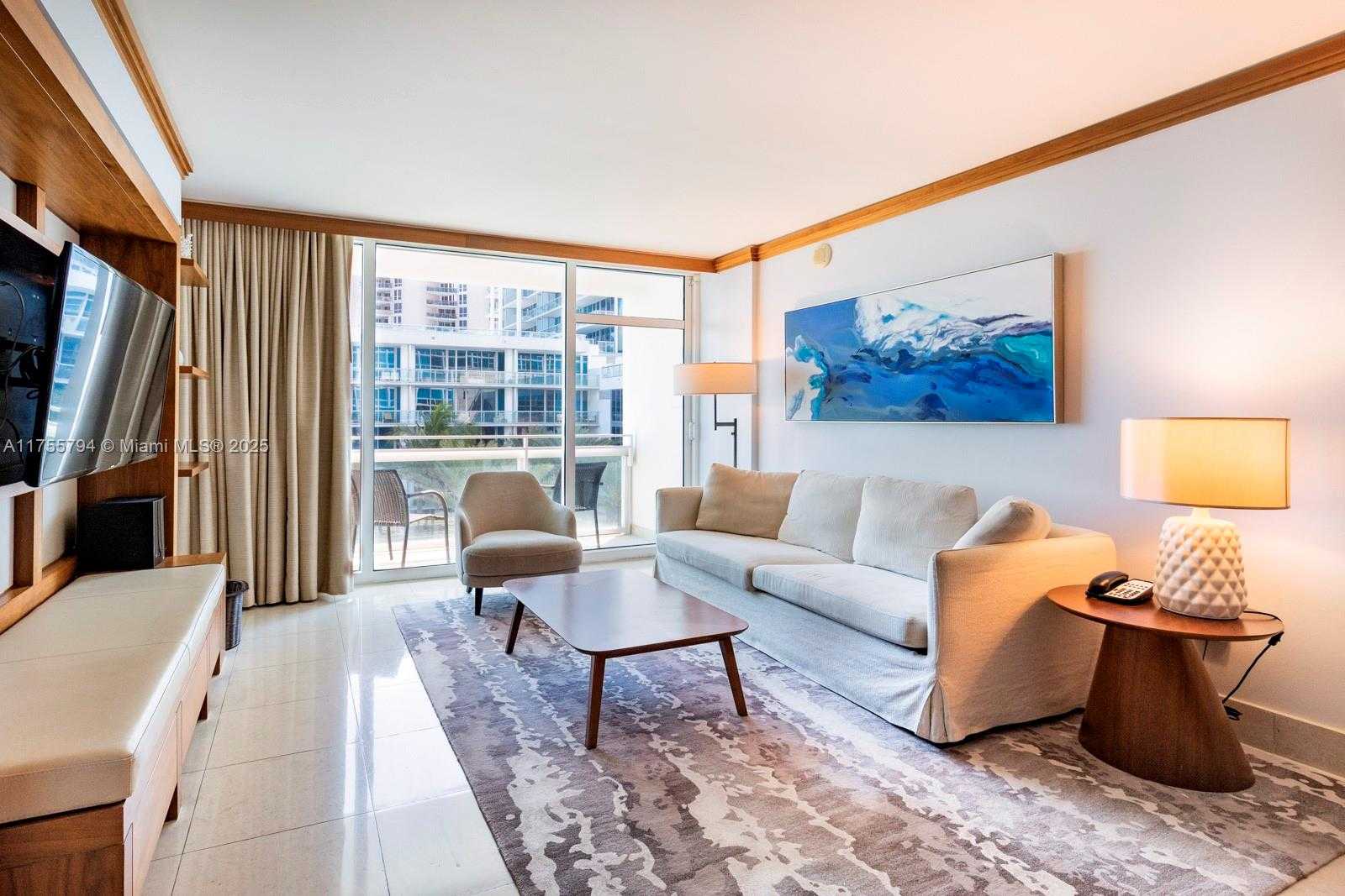 Small Image of 6801 COLLINS AVE #414, Miami Beach Number 4
