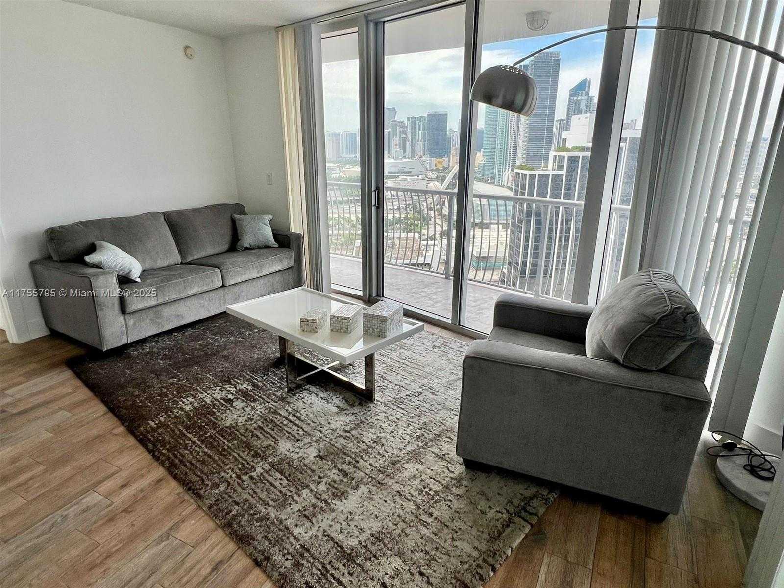 Small Image of 1750 NORTH BAYSHORE DR #3014, Miami Number 2