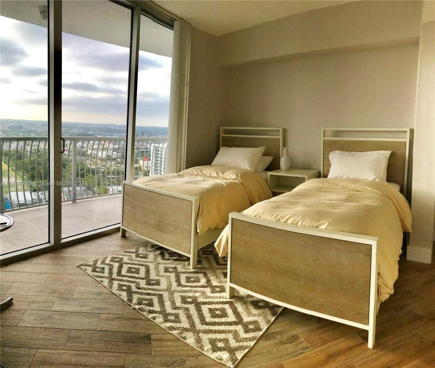 Small Image of 1750 NORTH BAYSHORE DR #3014, Miami Number 22