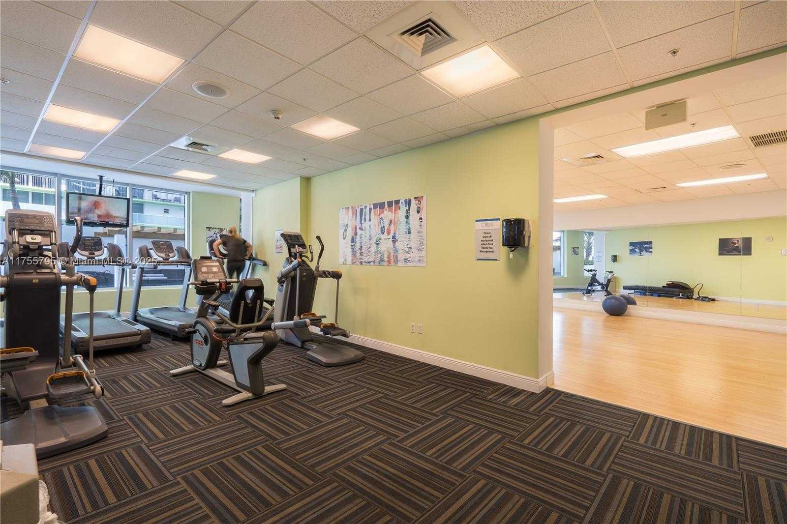 Small Image of 1750 NORTH BAYSHORE DR #3014, Miami Number 31