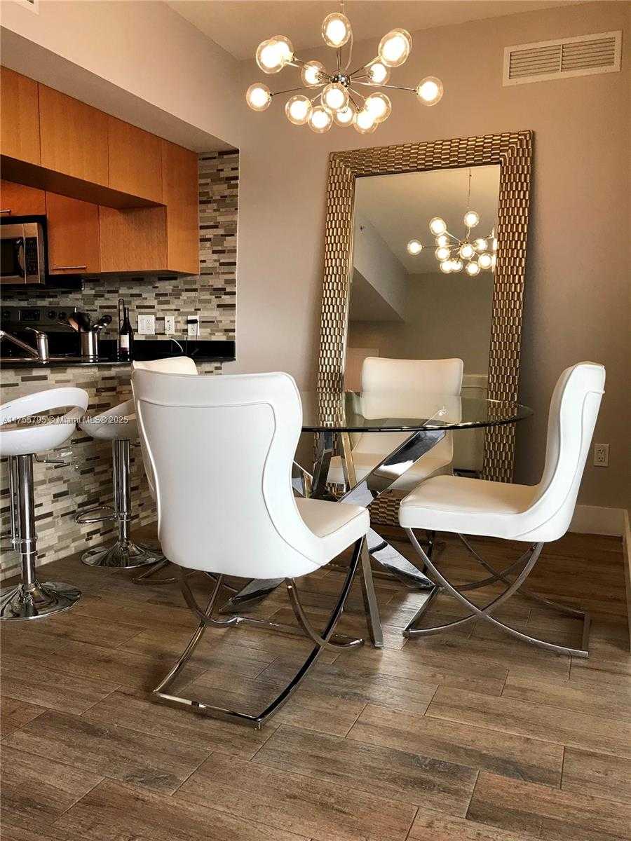 Small Image of 1750 NORTH BAYSHORE DR #3014, Miami Number 8