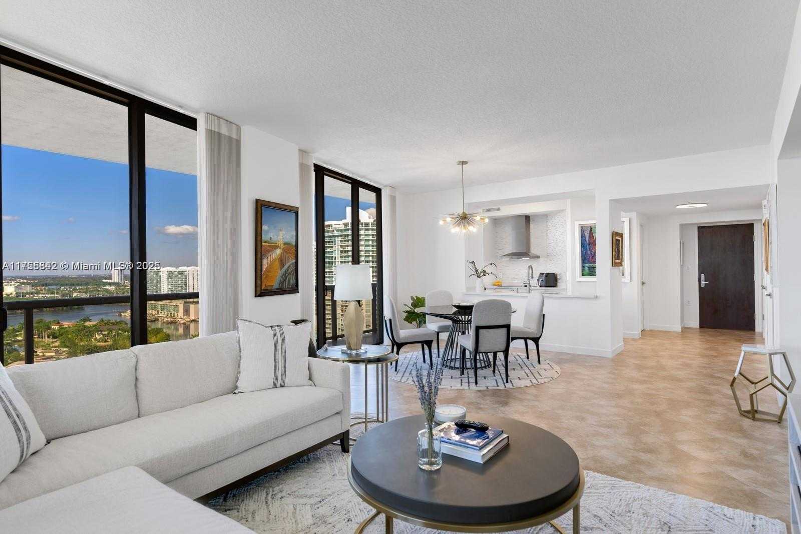 Small Image of 16275 #2004, Sunny Isles Beach Number 3