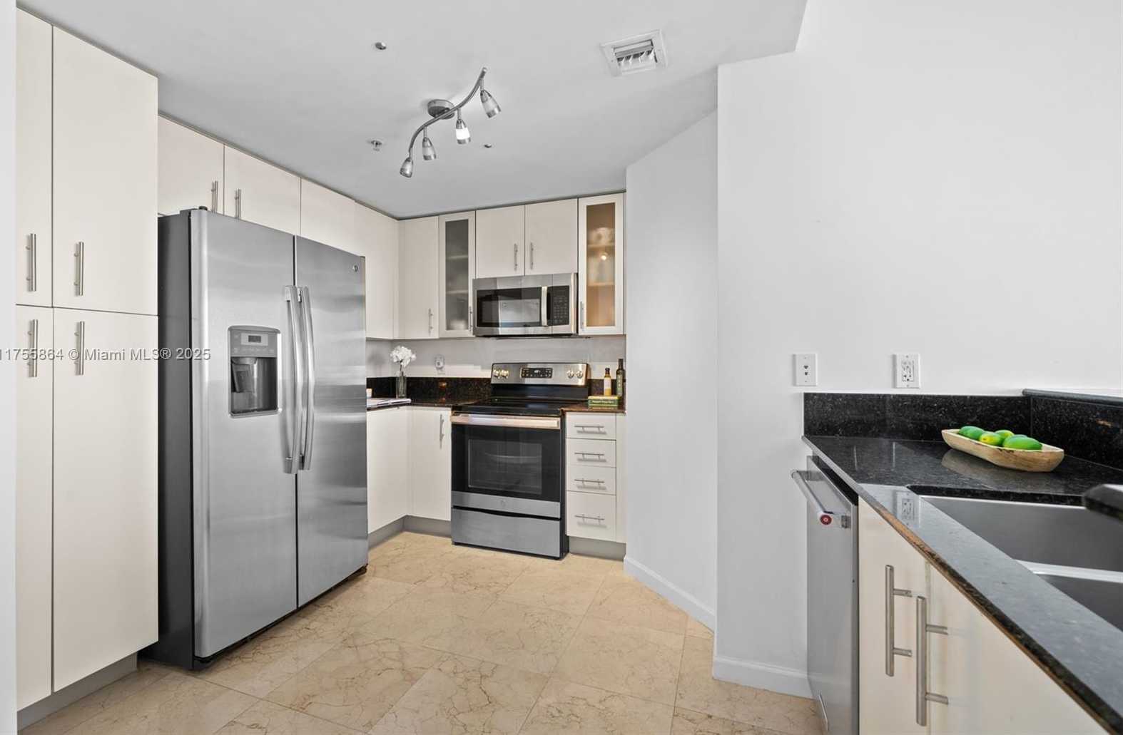 Small Image of 7910 HARBOR ISLAND DR #1102, North Bay Village Number 9