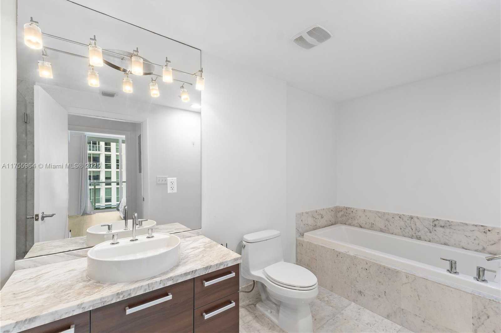 Small Image of 253 NORTH EAST 2ND ST #2104, Miami Number 9