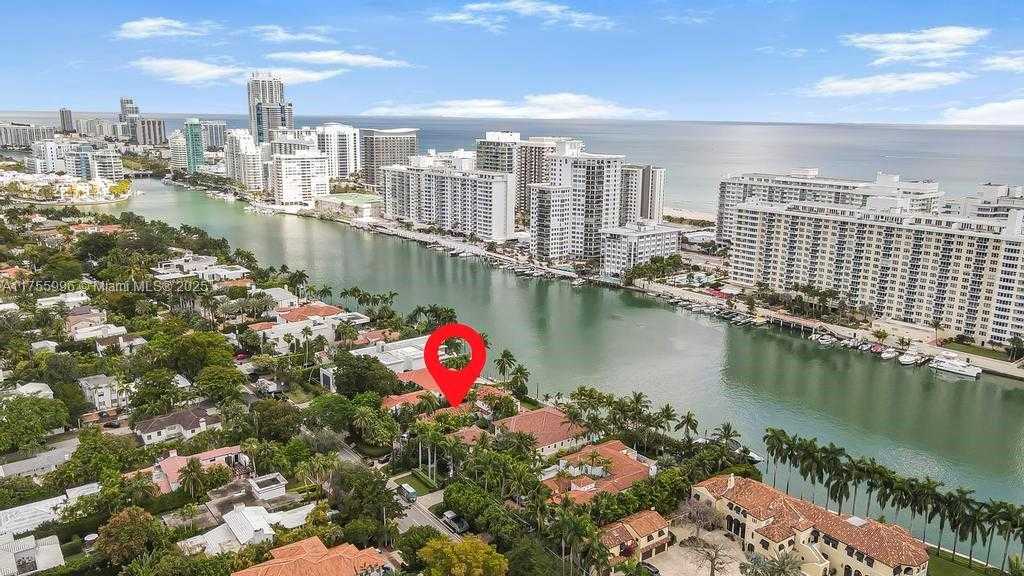 Small Image of 5661 PINE TREE DR, Miami Beach Number 2
