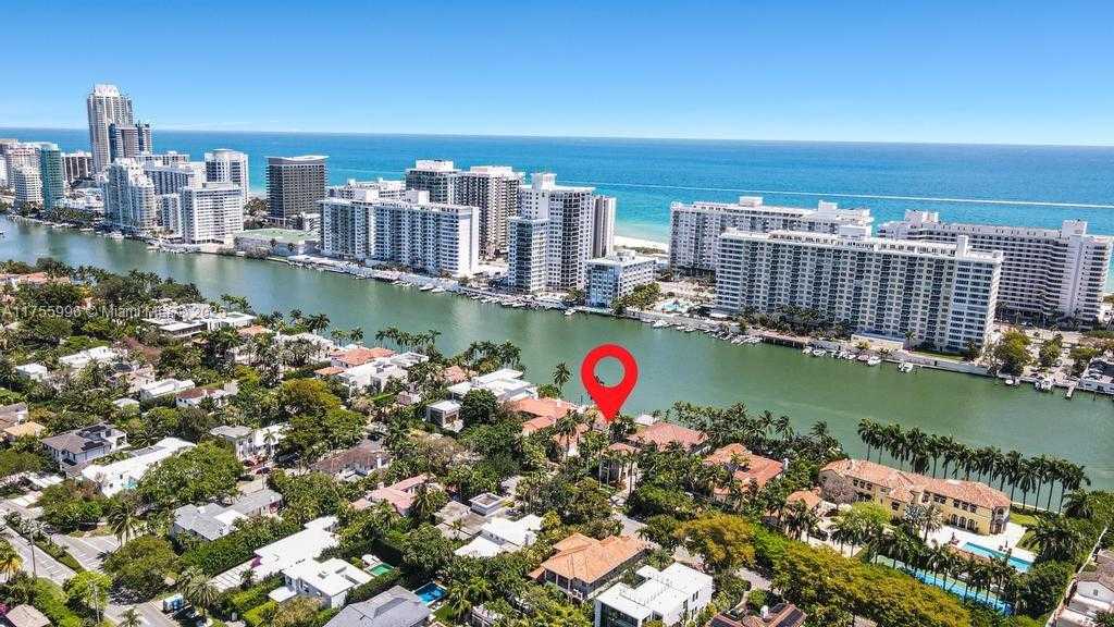 Small Image of 5661 PINE TREE DR, Miami Beach Number 38