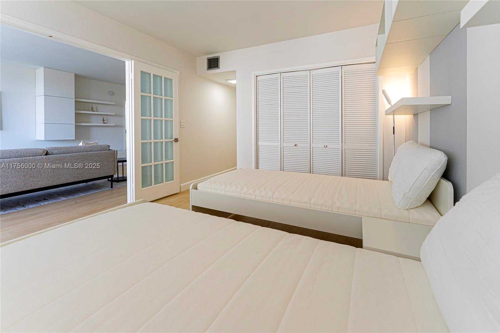 Small Image of 3725 SOUTH OCEAN DR #819, Hollywood Number 10