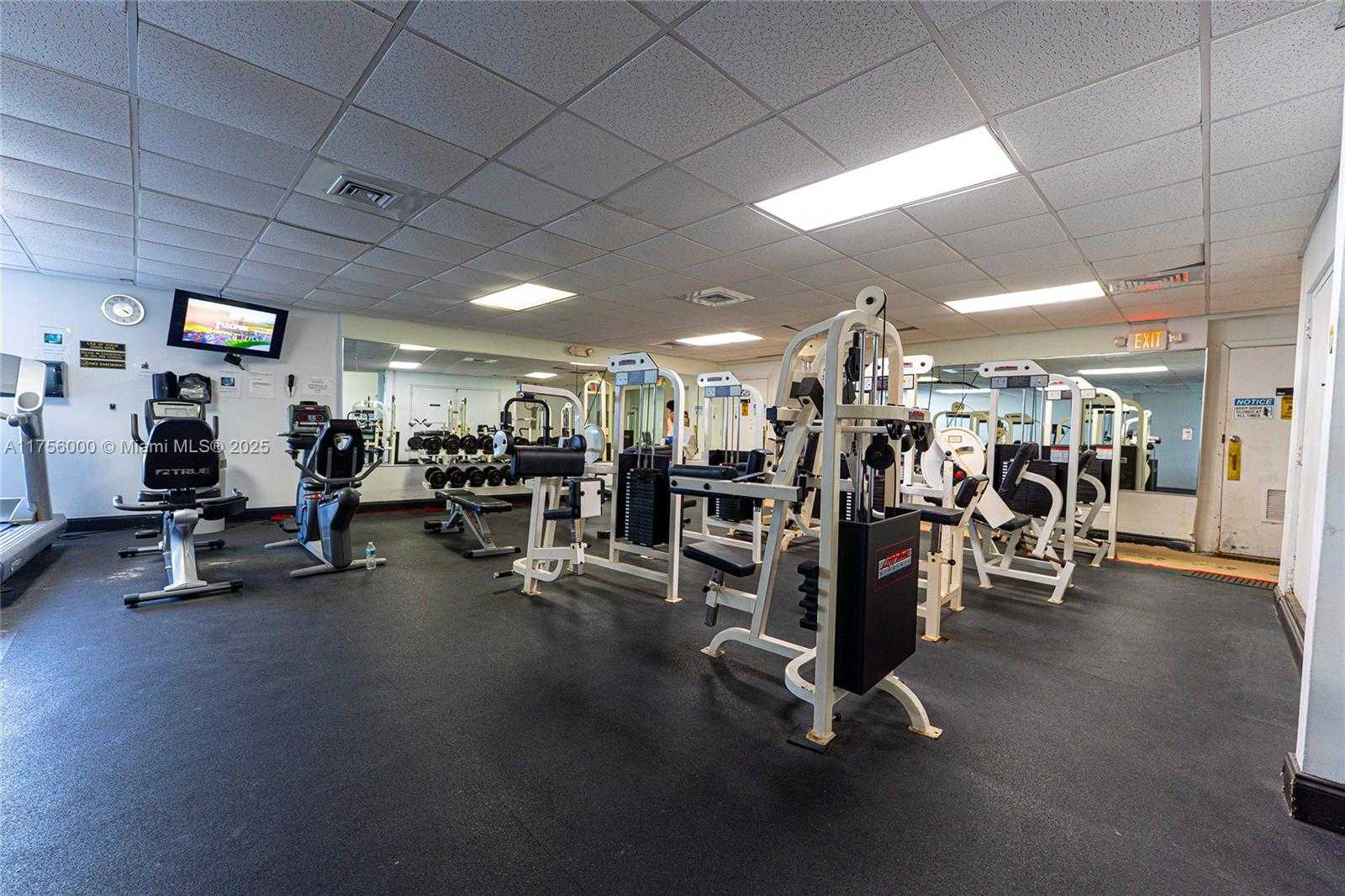 Small Image of 3725 SOUTH OCEAN DR #819, Hollywood Number 19