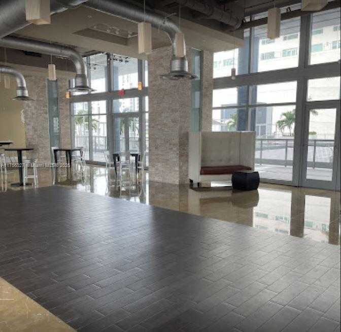 Small Image of 690 SOUTH WEST 1ST CT #1722, Miami Number 15