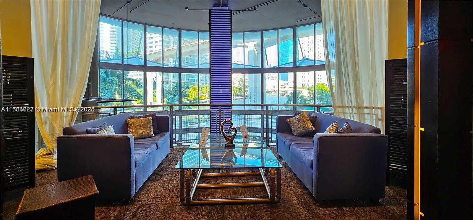 Small Image of 690 SOUTH WEST 1ST CT #1722, Miami Number 20
