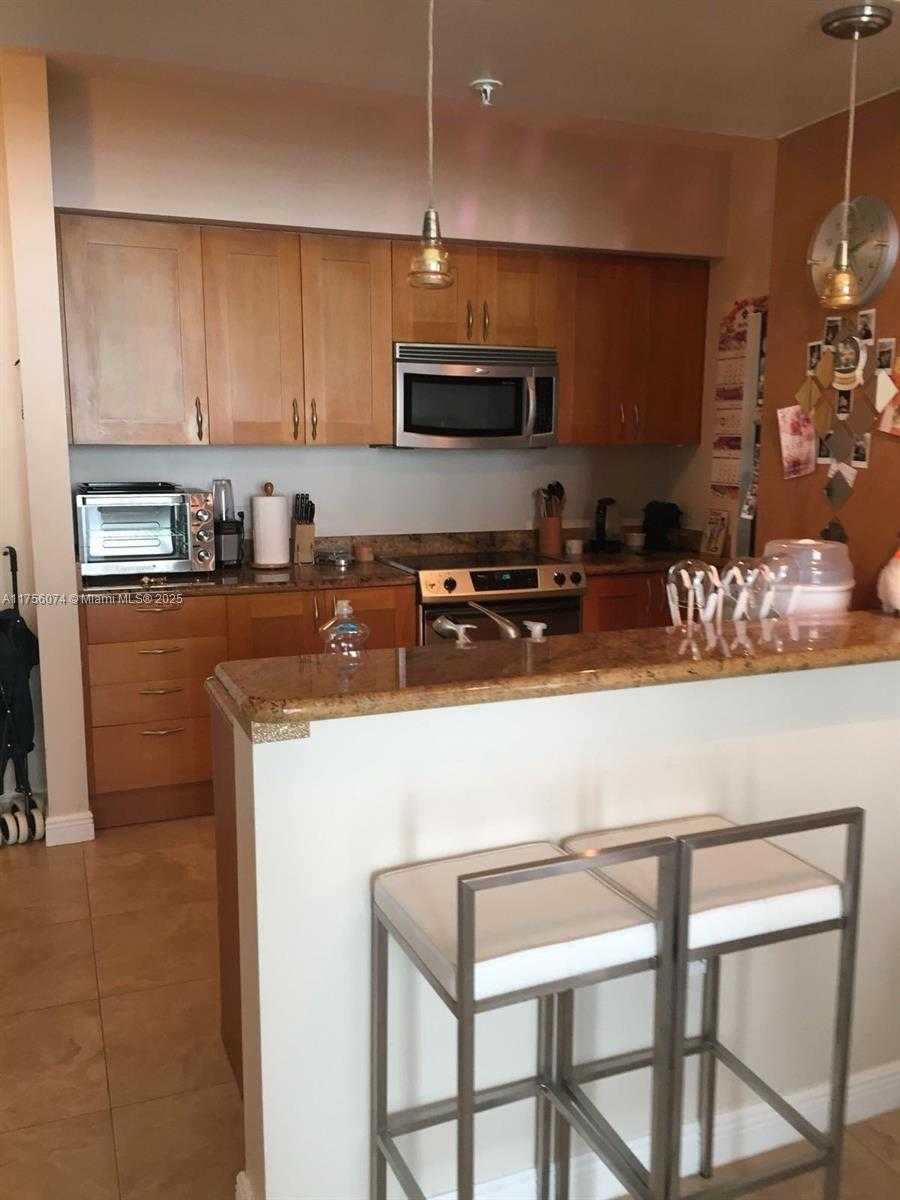 Small Image of 1745 EAST HALLANDALE BEACH BL #1105W, Hallandale Beach Number 4