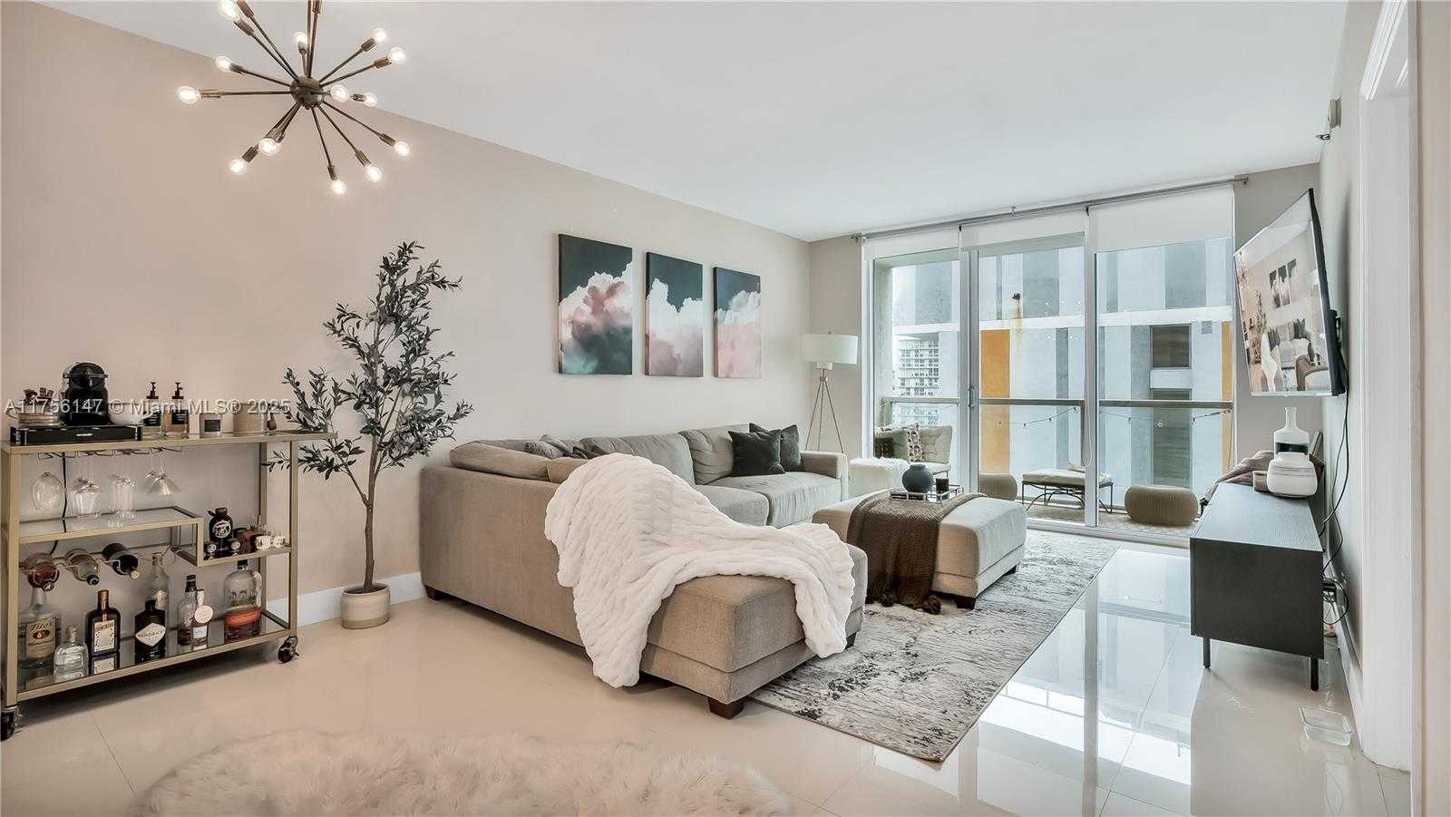 Small Image of 55 SOUTH EAST 6TH ST #2500, Miami Number 11