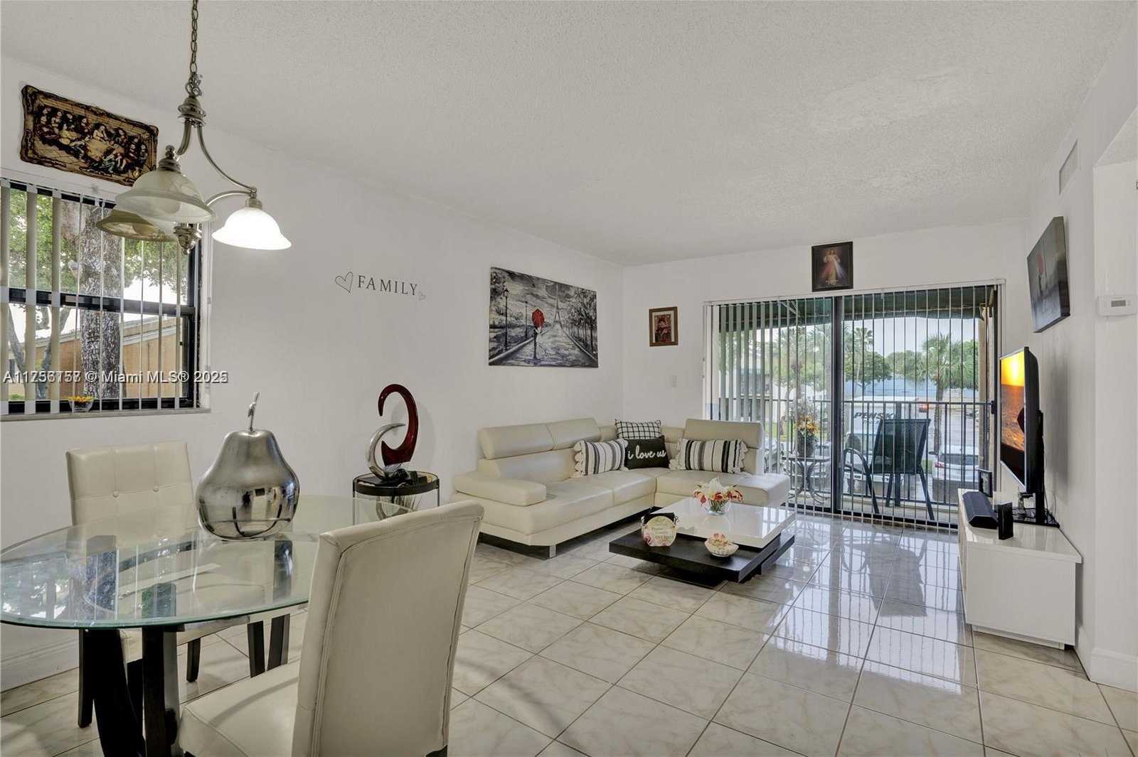 Small Image of 7425 SOUTH WEST 152ND AVE #11-204, Miami Number 3