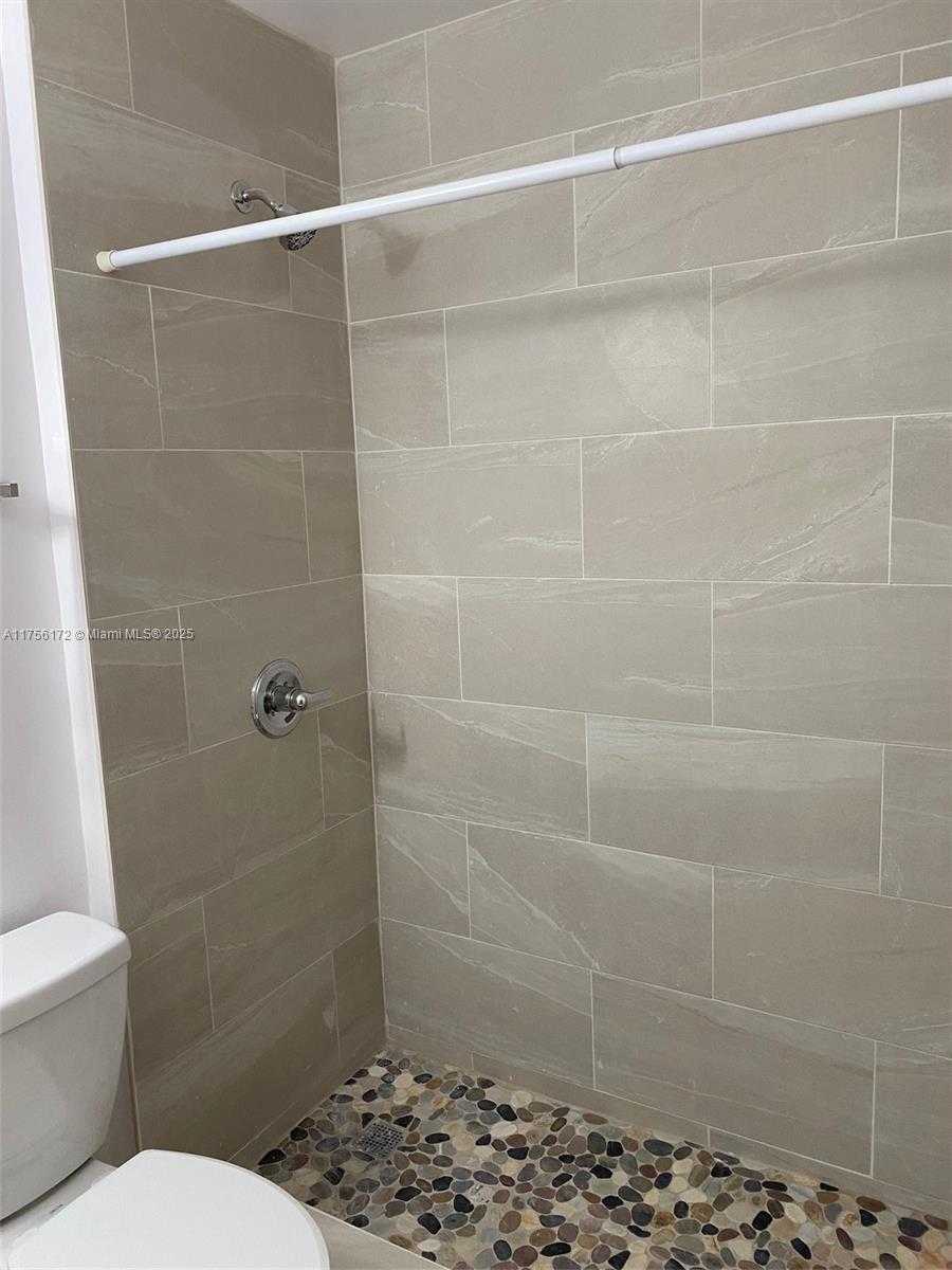 Small Image of 15315 SOUTH WEST 106TH TER #431, Miami Number 10