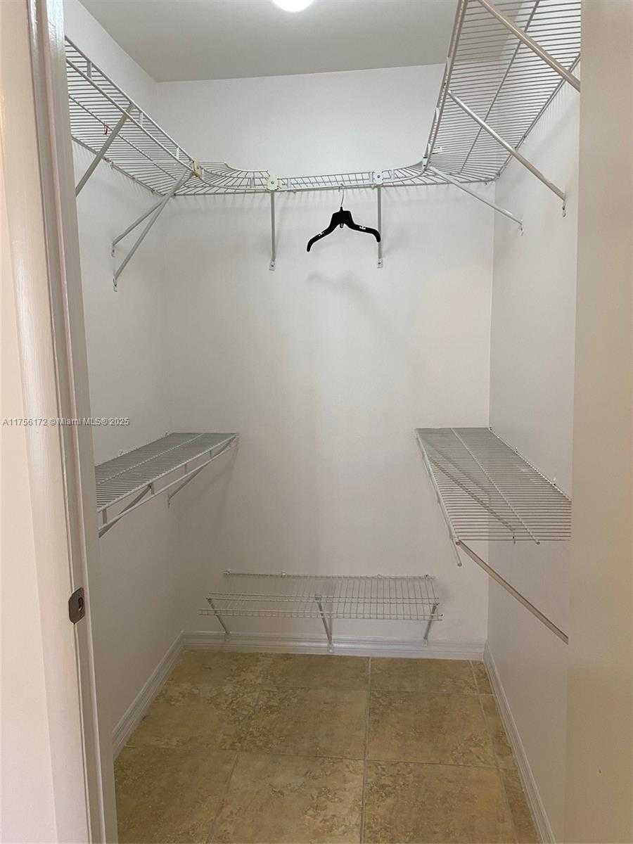 Small Image of 15315 SOUTH WEST 106TH TER #431, Miami Number 13