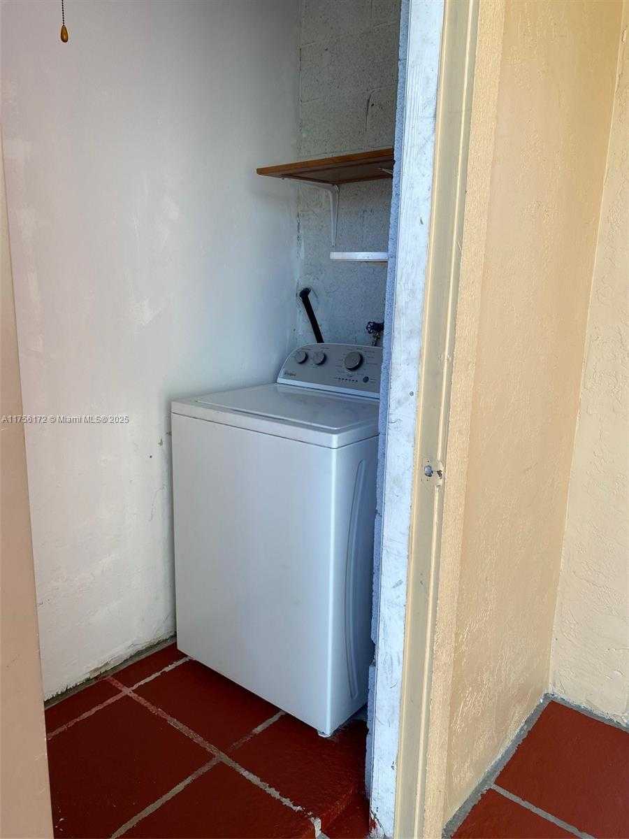 Small Image of 15315 SOUTH WEST 106TH TER #431, Miami Number 19