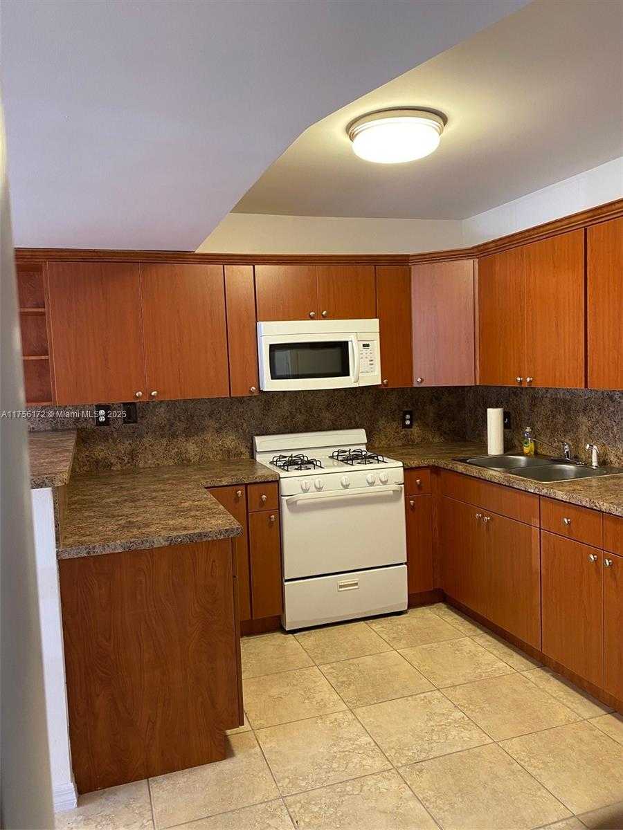 Small Image of 15315 SOUTH WEST 106TH TER #431, Miami Number 6