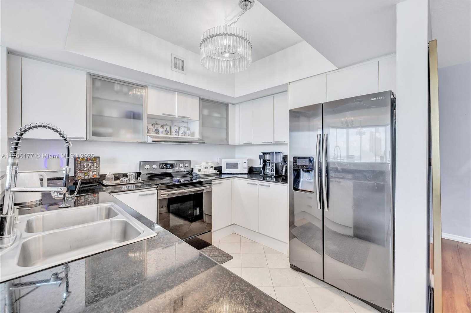Small Image of 16699 COLLINS AVE #3308, Sunny Isles Beach Number 10