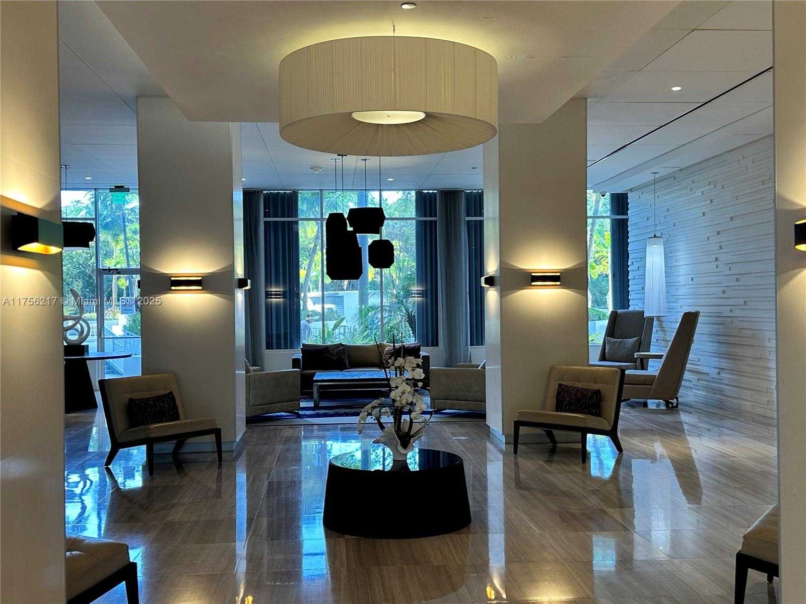 Small Image of 100 BAYVIEW DR #1006, Sunny Isles Beach Number 35