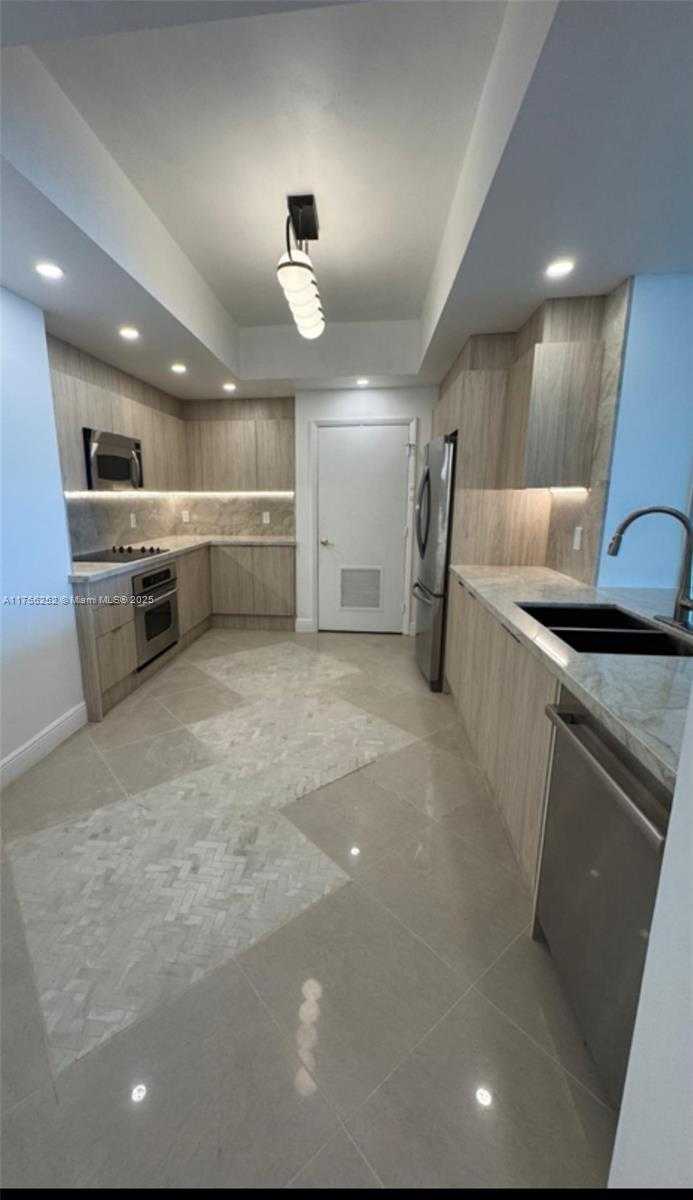 Small Image of 3330 NORTH EAST 190TH ST #1815, Aventura Number 12