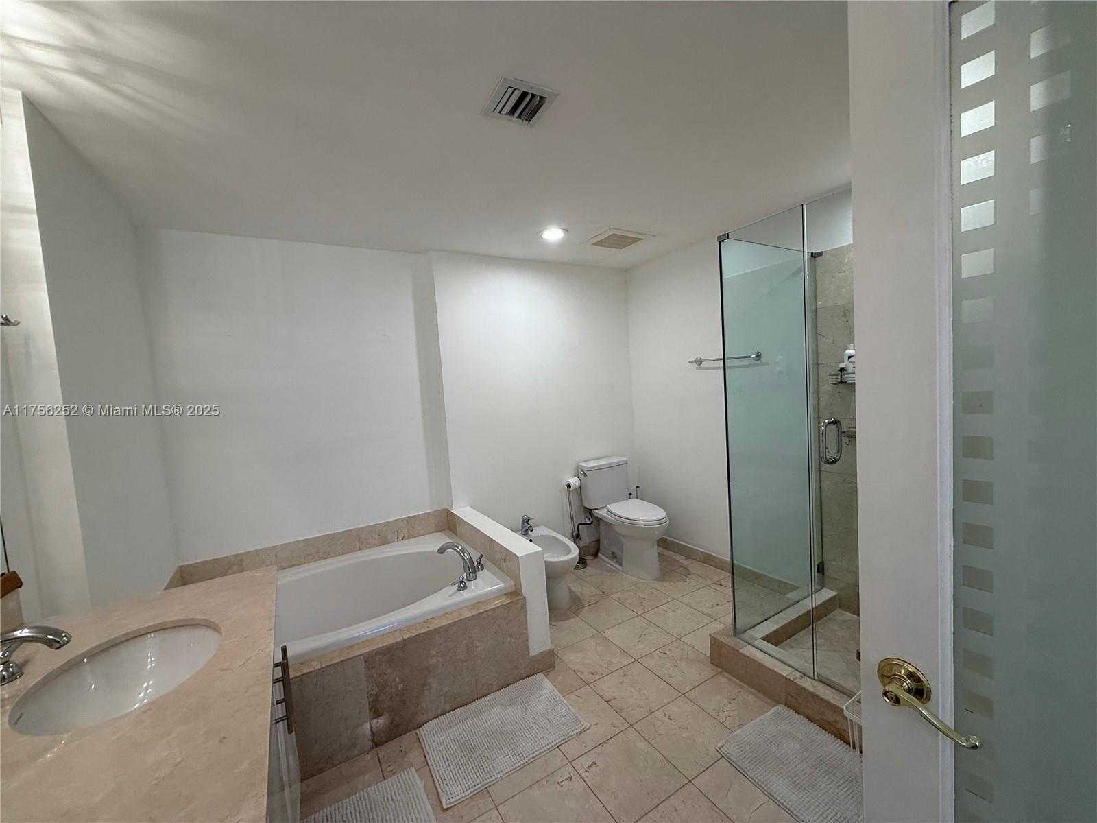 Small Image of 3330 NORTH EAST 190TH ST #1815, Aventura Number 19