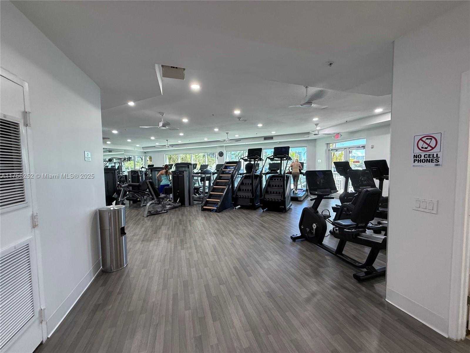 Small Image of 3330 NORTH EAST 190TH ST #1815, Aventura Number 45