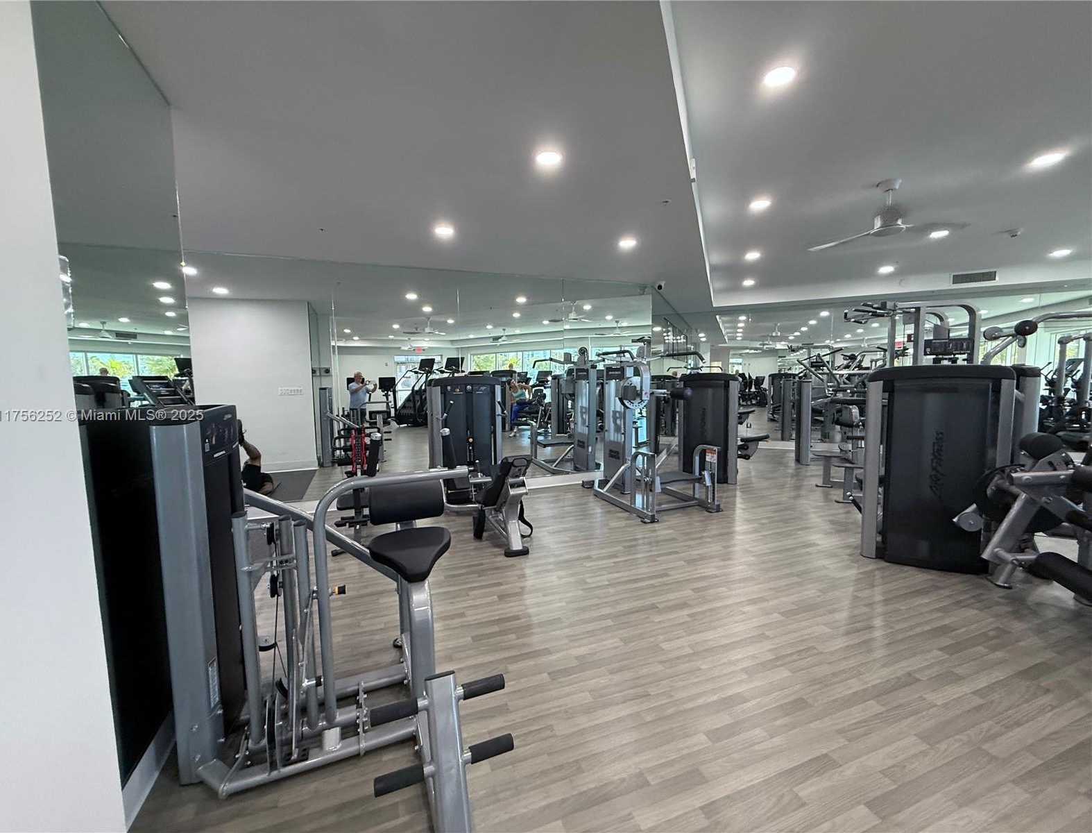 Small Image of 3330 NORTH EAST 190TH ST #1815, Aventura Number 47